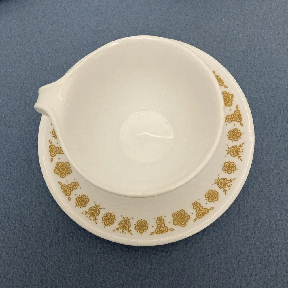 Vintage Corning Corelle Butterfly Gold Creamer/Syrup/Gravy Spout Cup‎ w/Saucer